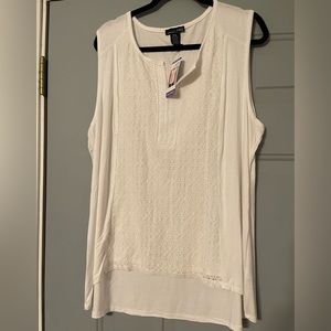 White Sleeveless Tank w Lace Paneling